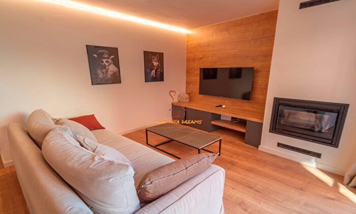 Casas en venta y pisos alquiler - 3