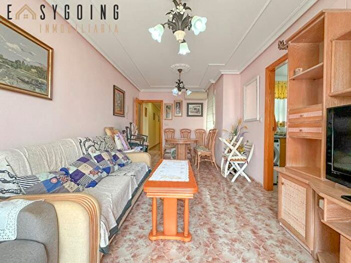 Casas en venta y pisos alquiler - 2