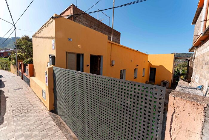 Casa en venta en Vega Lagunera, San Cristóbal de la Laguna de 2 habitaciones