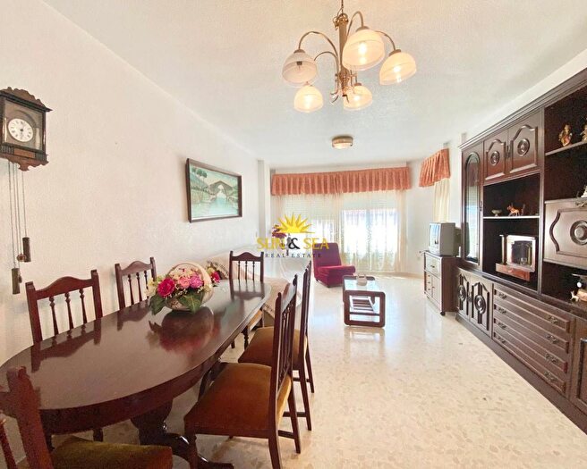 Casas en venta y pisos alquiler - 2