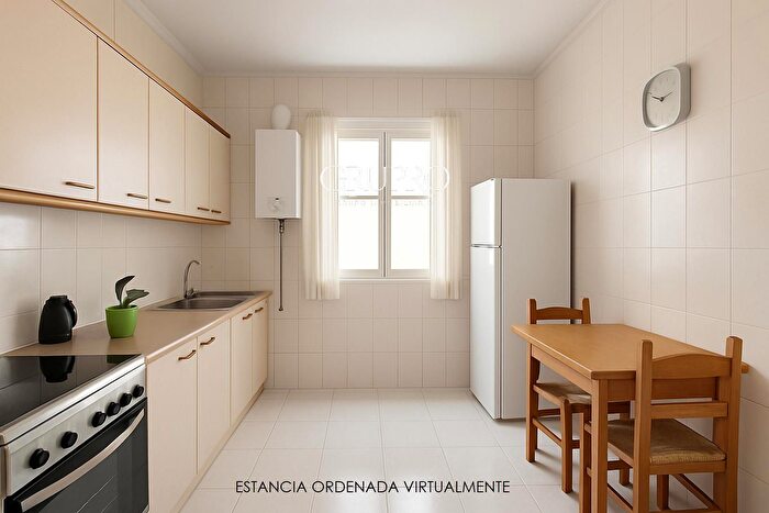 Casas en venta y pisos alquiler - 1