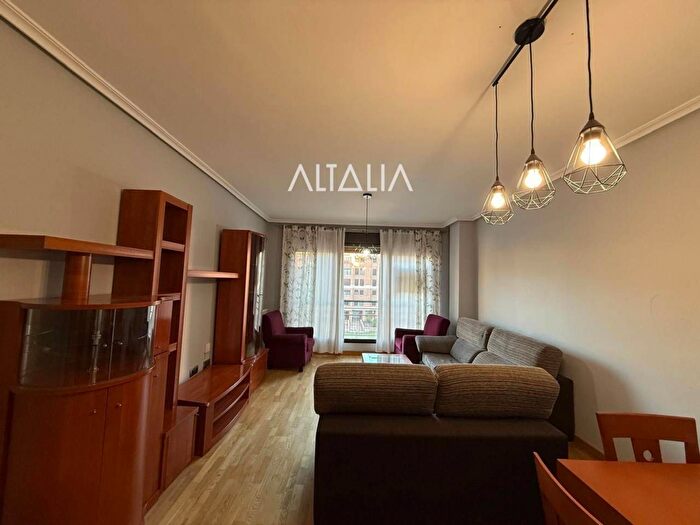 Casas en venta y pisos alquiler - 3