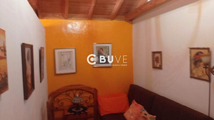 Casas en venta y pisos alquiler - 3