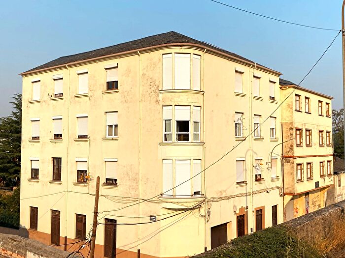 Casas en venta y pisos alquiler - 1