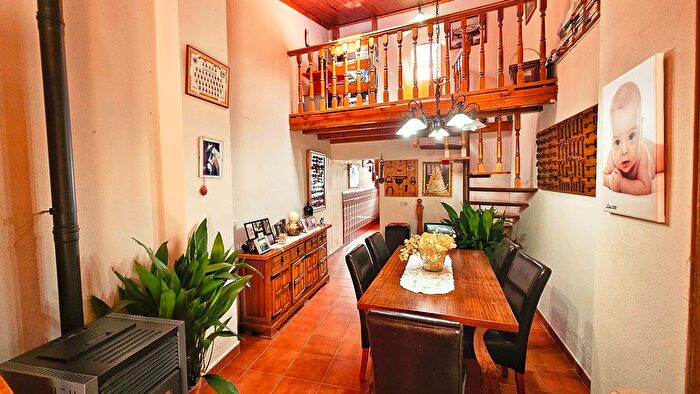 Casas en venta y pisos alquiler - 2