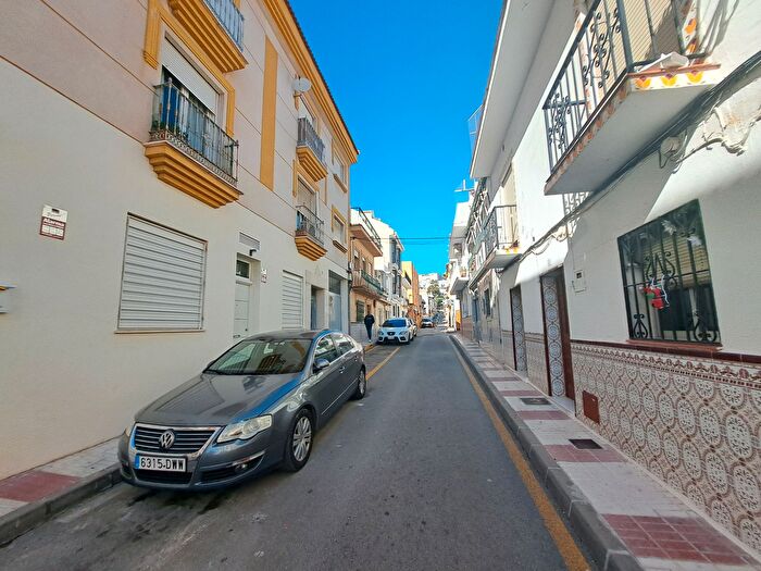 Casa en venta en Arroyo de la Miel, Benalmádena de 5 habitaciones