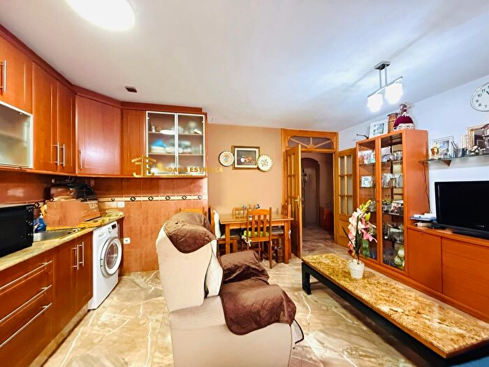Casas en venta y pisos alquiler - 1
