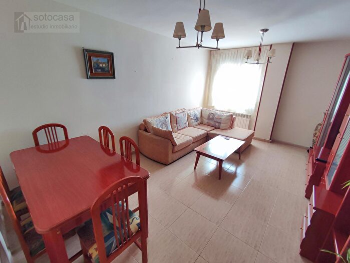 Casas en venta y pisos alquiler - 2