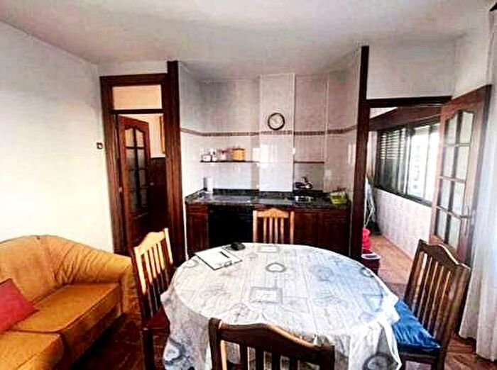 Casas en venta y pisos alquiler - 2