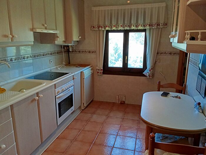 Casas en venta y pisos alquiler - 2