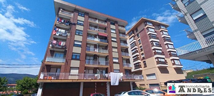 Casas en venta y pisos alquiler - 1