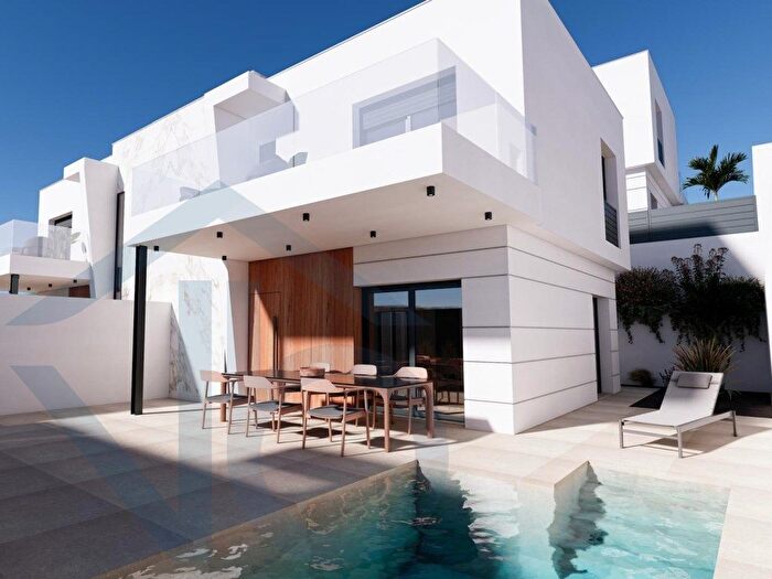 Casa en venta en San Juan de los Terreros, Pulpí de 4 habitaciones