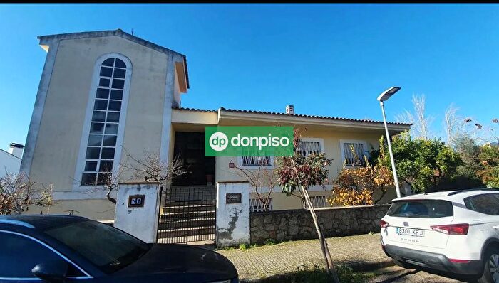 Casas en venta y pisos alquiler - 1