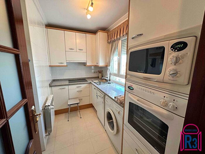 Casas en venta y pisos alquiler - 3