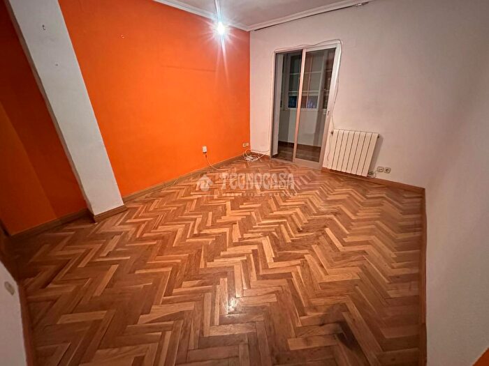 Piso en venta en Latina, Aluche de 2 habitaciones