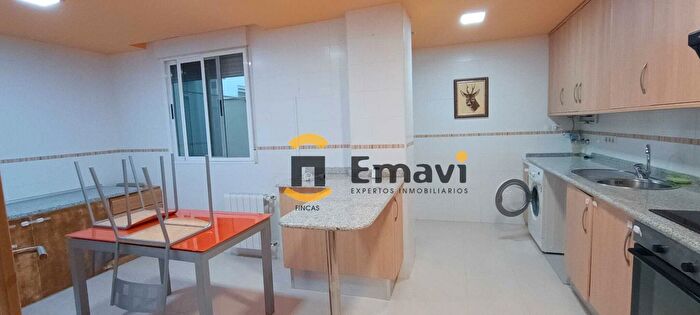 Casas en venta y pisos alquiler - 1