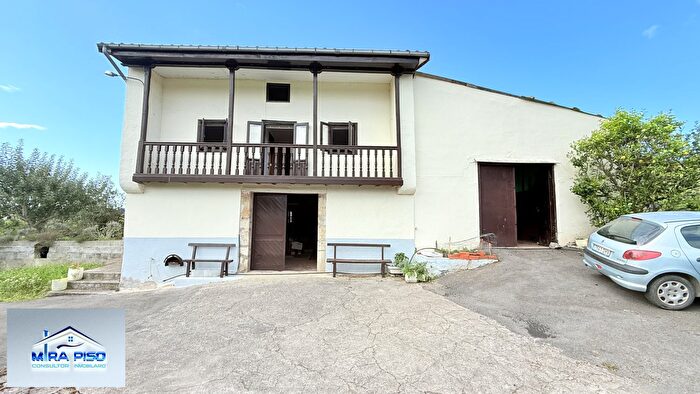 Casas en venta y pisos alquiler - 3