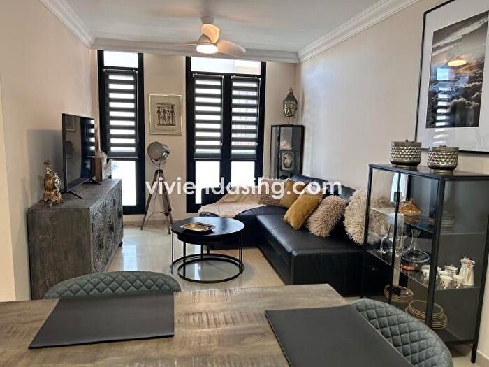 Casas en venta y pisos alquiler - 1