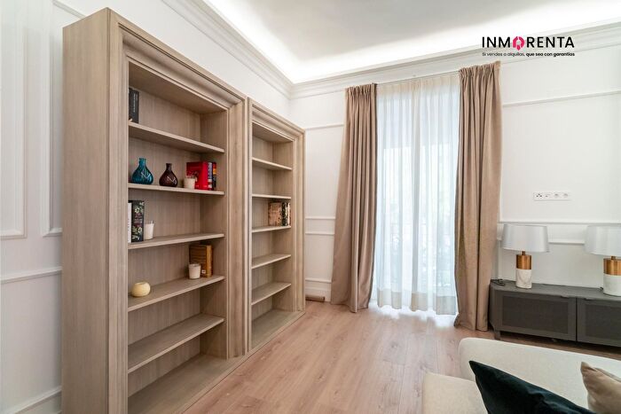 Casas en venta y pisos alquiler - 3