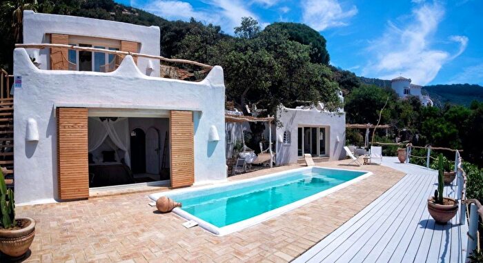 Casa en venta en Alemanes, Zahara de los Atunes de 4 habitaciones