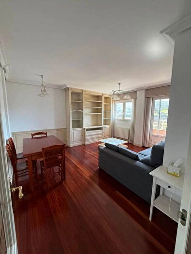 Casas en venta y pisos alquiler - 2