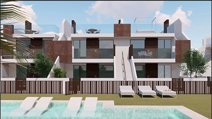 Casa en venta en Pilar de la Horadada ciudad, Pilar de la Horadada de 2 habitaciones