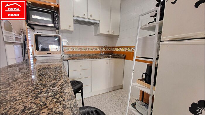 Casas en venta y pisos alquiler - 2
