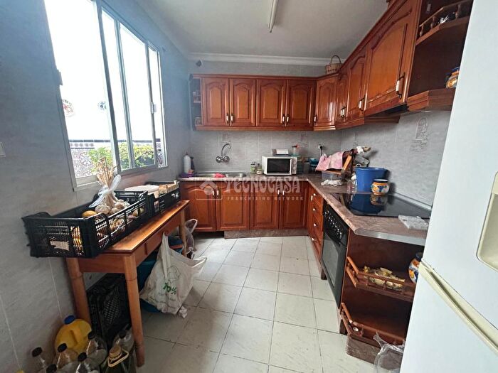 Casas en venta y pisos alquiler - 3
