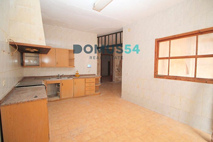 Casas en venta y pisos alquiler - 2