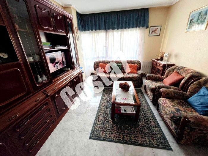 Casas en venta y pisos alquiler - 2