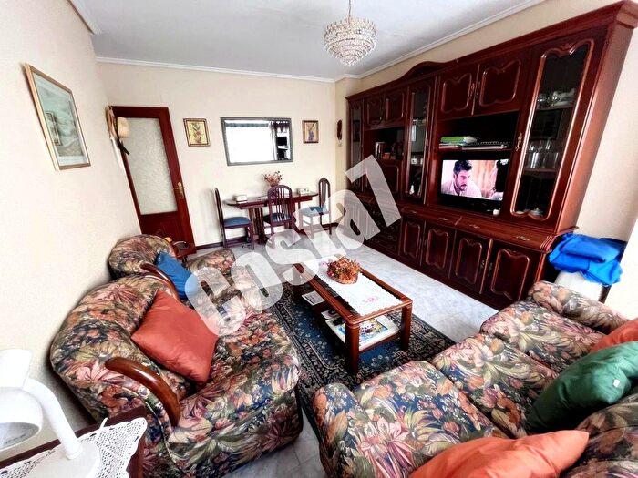Casas en venta y pisos alquiler - 1