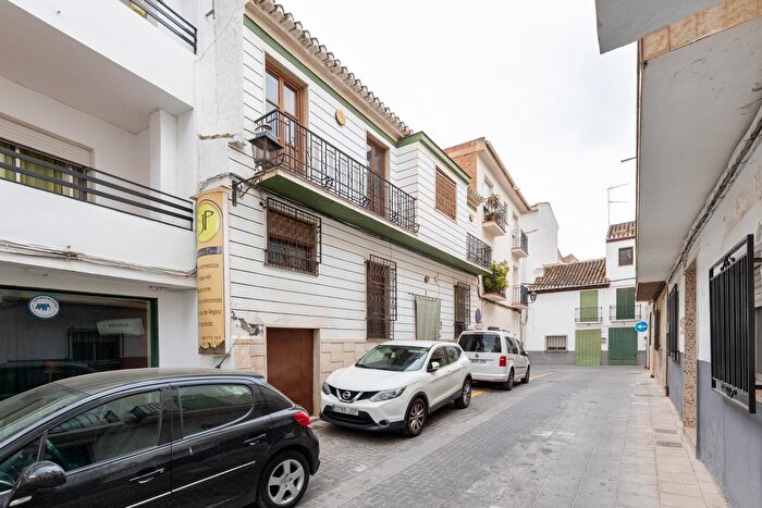 Casa en venta en Padul, Granada de 7 habitaciones