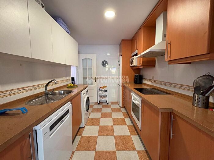 Casas en venta y pisos alquiler - 1