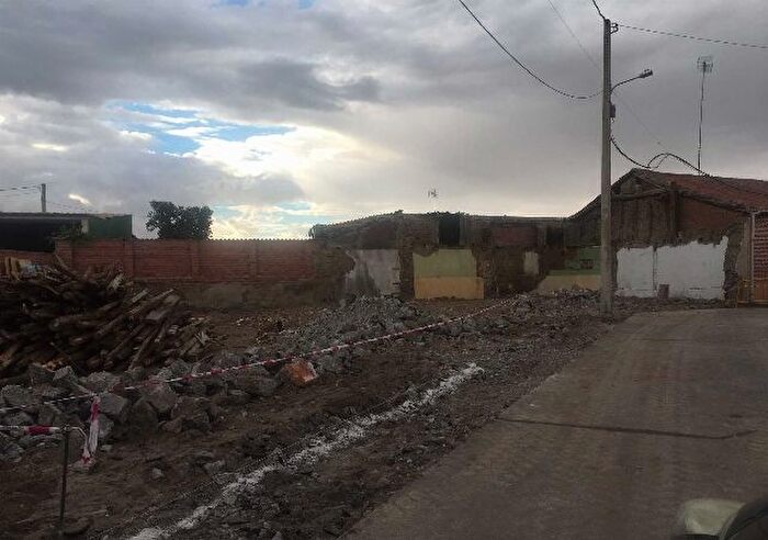 Casas en venta y pisos alquiler - 2
