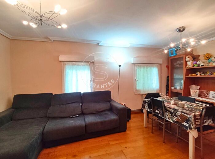 Piso en venta en Chantrea, Pamplona Iruña de 3 habitaciones