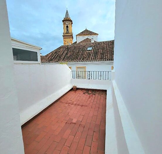 Casas en venta y pisos alquiler - 1