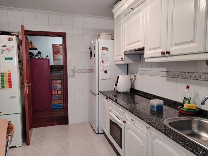 Casas en venta y pisos alquiler - 2