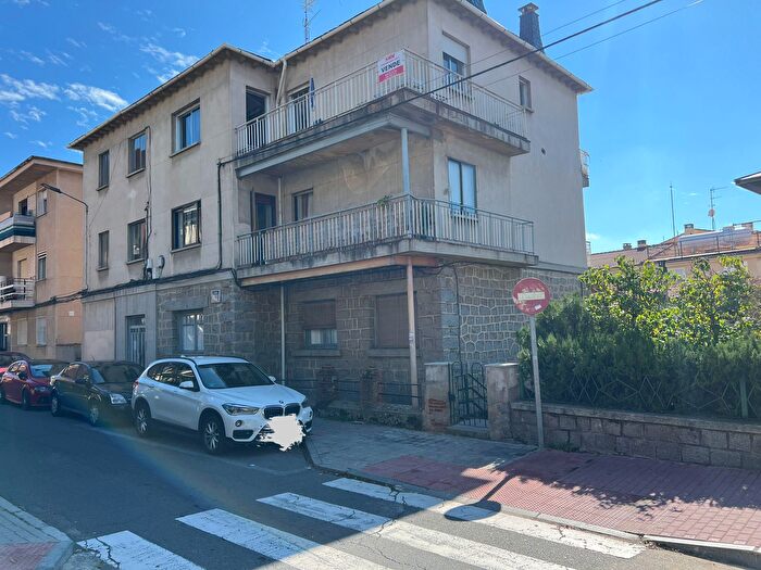 Casas en venta y pisos alquiler - 1