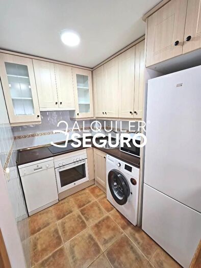 Casas en venta y pisos alquiler - 2