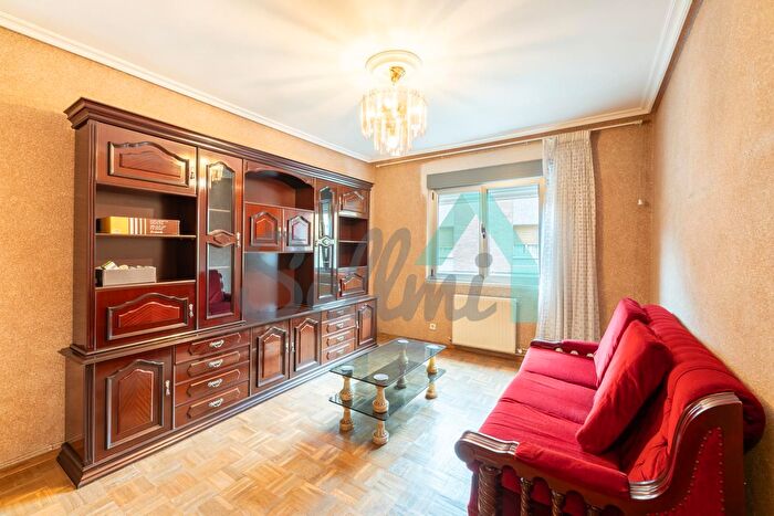 Casas en venta y pisos alquiler - 1