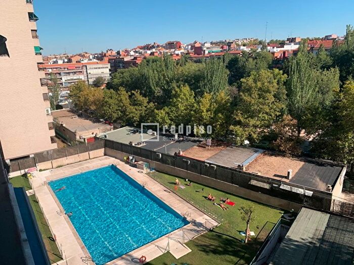 Piso en venta en Latina, Lucero de 4 habitaciones