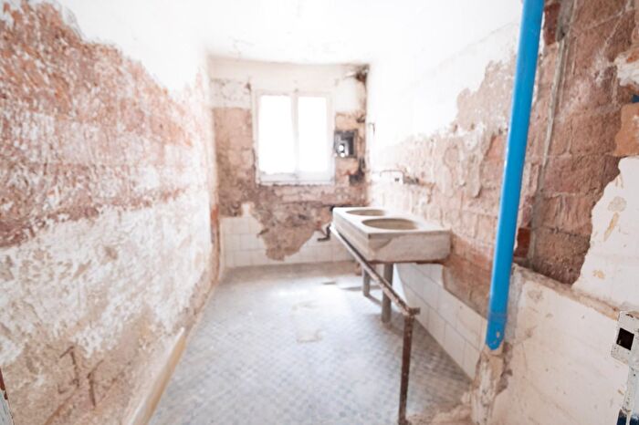 Casas en venta y pisos alquiler - 2