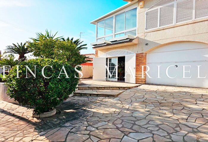 Casa en venta en Cunit Residencial, Cunit de 7 habitaciones