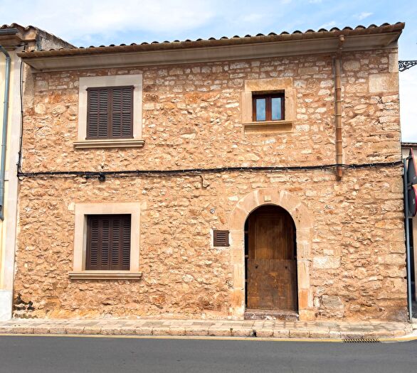 Casas en venta y pisos alquiler - 1