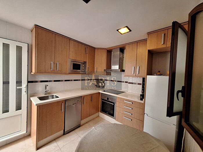 Casas en venta y pisos alquiler - 1