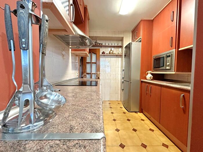 Casas en venta y pisos alquiler - 2