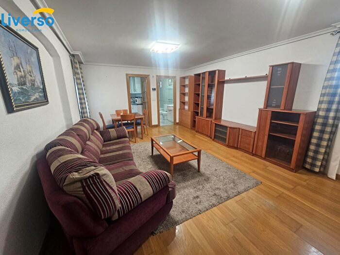 Casas en venta y pisos alquiler - 2