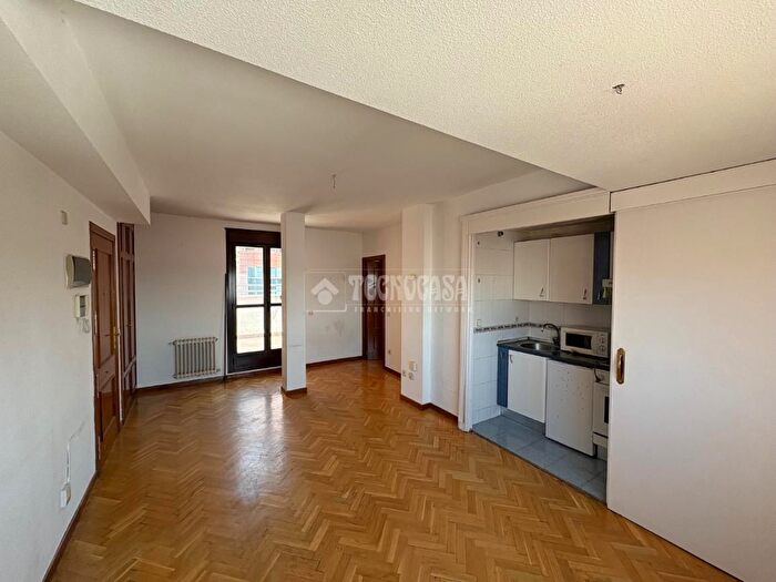 Casas en venta y pisos alquiler - 2
