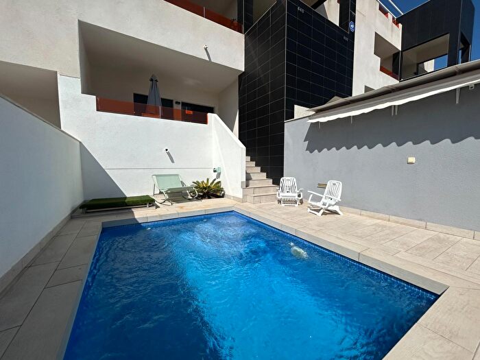 Casas en venta y pisos alquiler - 2
