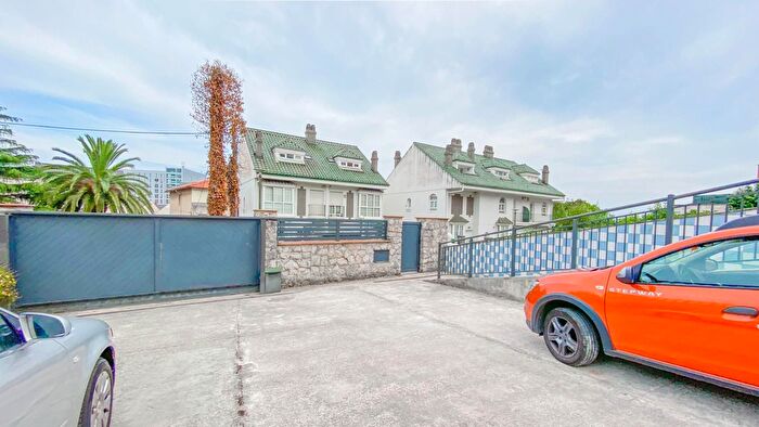 Casas en venta y pisos alquiler - 2
